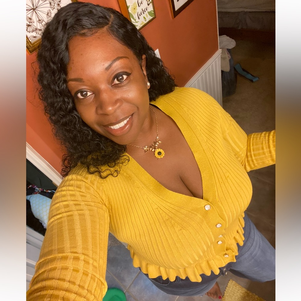 Haute Monde mustard Cardigan Sweater 🌻